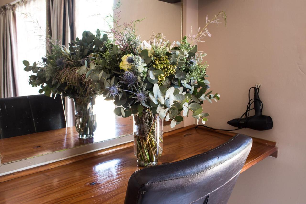 Gemstone Guest House Klerksdorp Εξωτερικό φωτογραφία