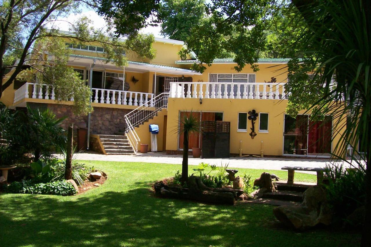 Gemstone Guest House Klerksdorp Εξωτερικό φωτογραφία