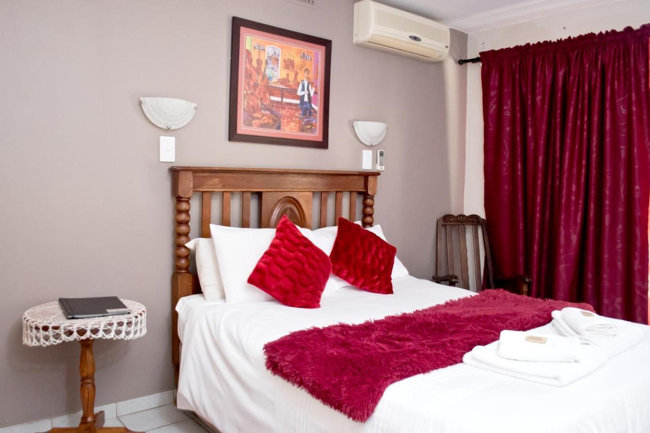 Gemstone Guest House Klerksdorp Εξωτερικό φωτογραφία